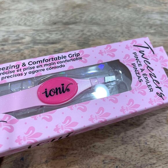 5/$20 NEW Pink Precision Tweezers w/ Comfort Grip - Picture 2 of 5